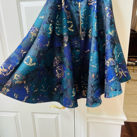 NWT ABS Elegant Blue and Gold dress with cutout back size 7 - Picture 10 of 13